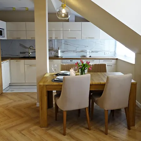 U Roxi Apartment